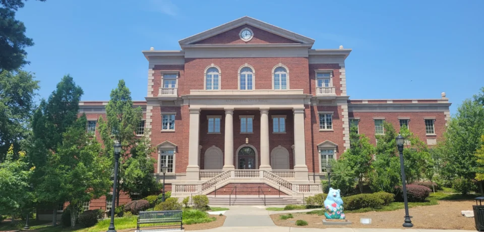 Alpharetta_City_Hall,_Alpharetta_GA